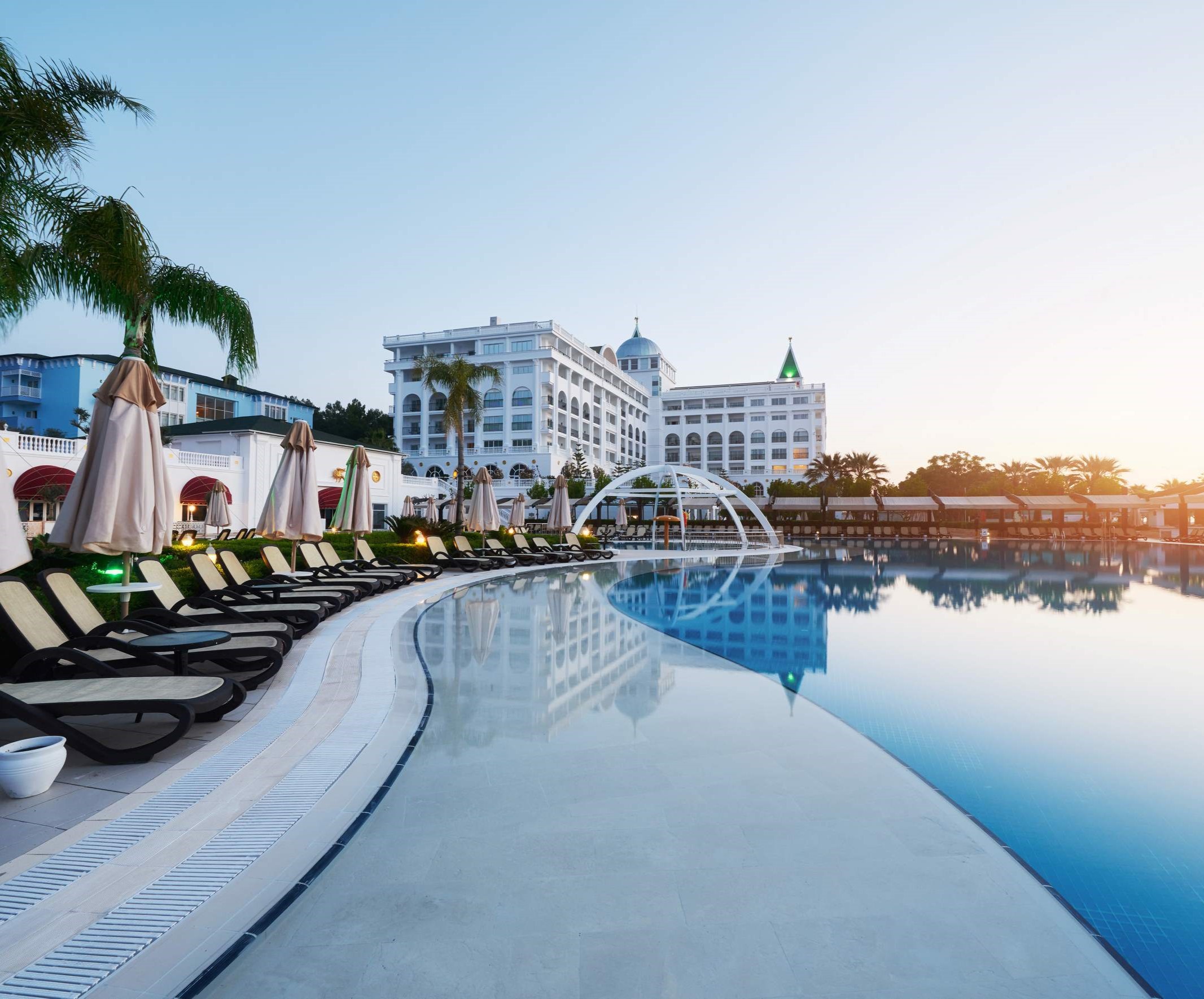 HopeGoo Luxe Hotel